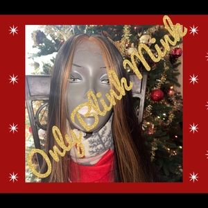 Human hair blend 98% 2% fiber
26”long 160 density 2x2 lace
W/Free mink lashes